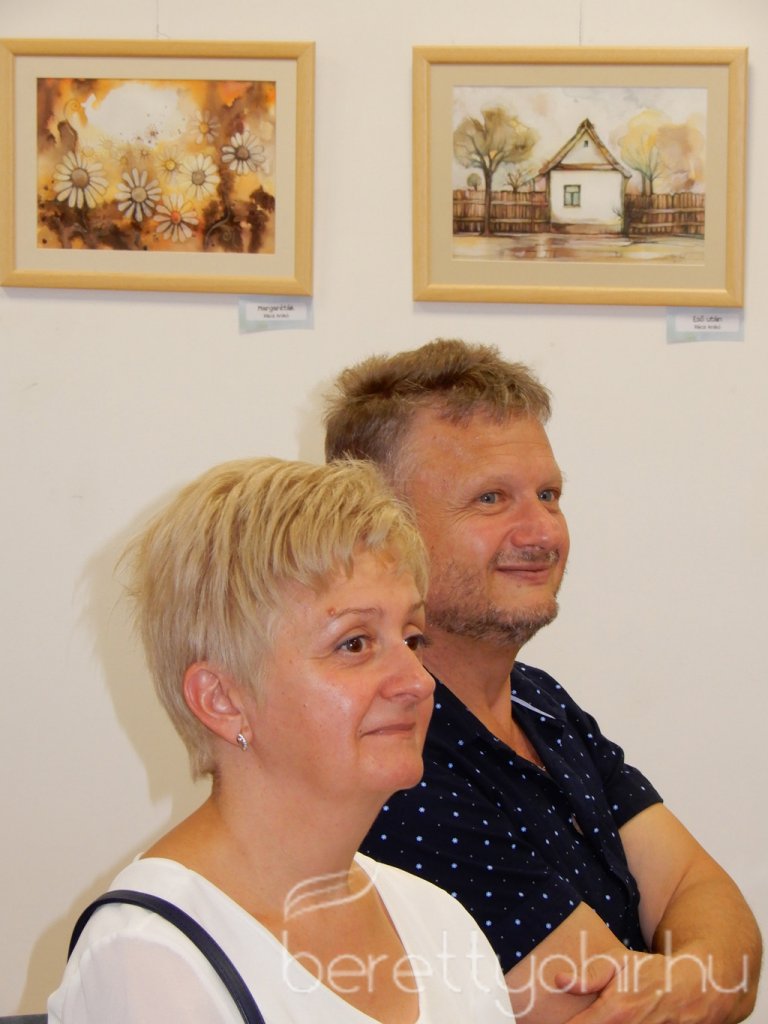 Bemutatkozott a Perspektíva Festőkör 14